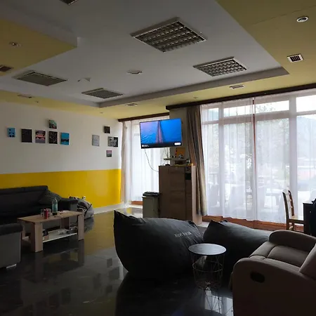 Hostel Hideout *